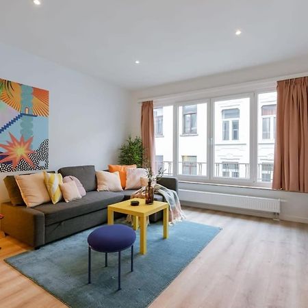 Colorful Pop Apartment In The Heart Of Anvers Exterior foto